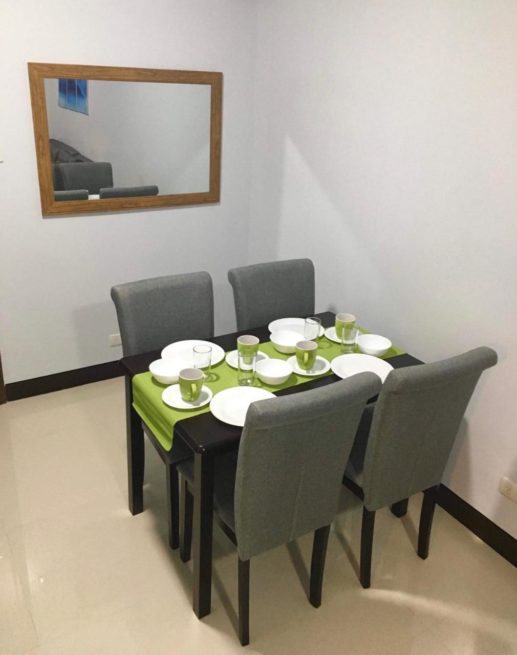 F-10C Parkside Villas Pasay Eksteriør billede